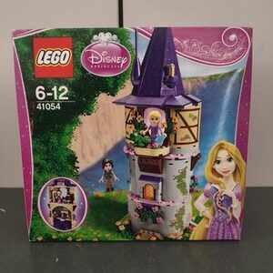 Rapunzel's Creativity Tower — foto reale 1
