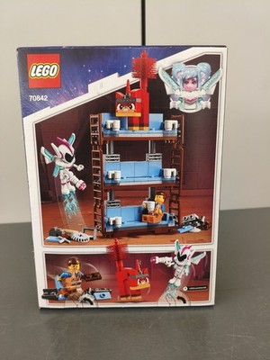 Emmet's Triple-Decker Couch Mech — foto reale 2