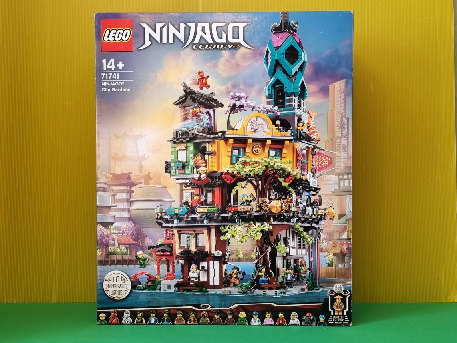 NINJAGO City Gardens — foto reale 1
